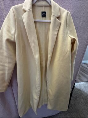ZARA Soft Pale Yellow Open Trench Coat
